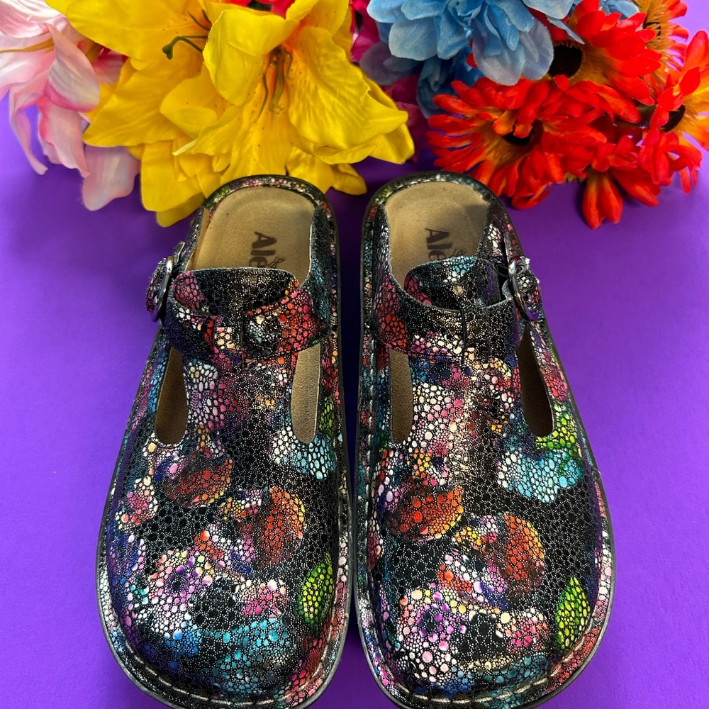 ALEGRIA by P. G. Life Multicolored Floral Design Clogs Size 37 - 6 1/2
